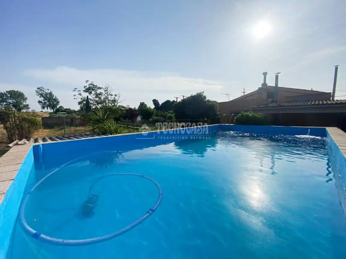 Piscina de Casa o chalet en venta en Zaragoza con Terraza y Trastero