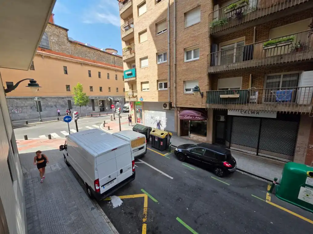 Flat for rent in Aita Esteban Pernet Kalea, 13, Santutxu - Basarrate
