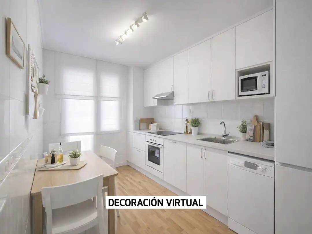 Cocina de Piso en venta en Vitoria - Gasteiz con Calefacción, Parquet y Terraza