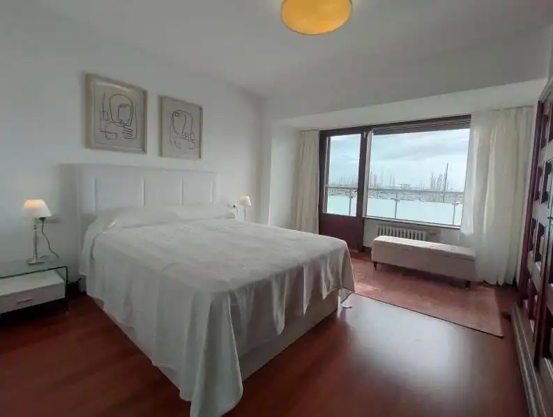 Dormitori de Pis de lloguer en  Palma de Mallorca amb Parquet