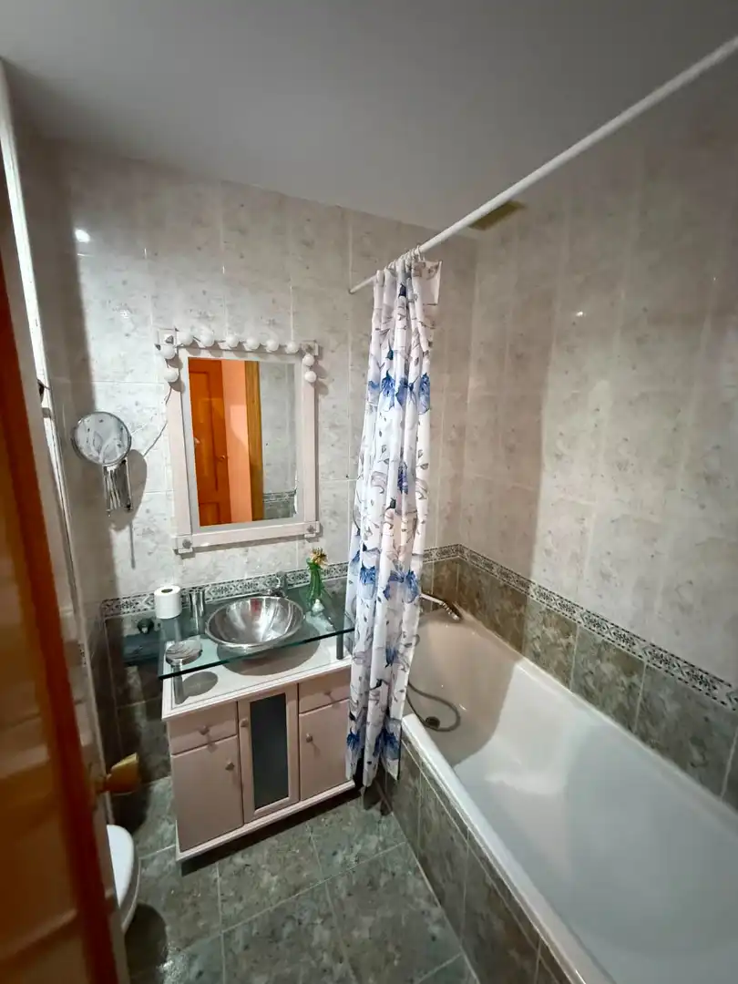 Bathroom of Flat for rent in El Campello  with Air Conditioner, Heating and Terrace