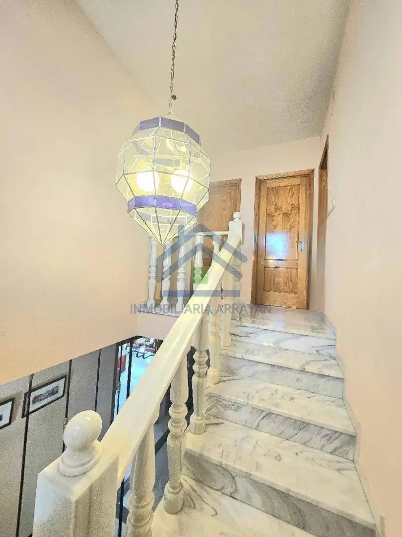 Casa o chalet en venta en Ogíjares con Aire acondicionado, Calefacción y Jardín privado