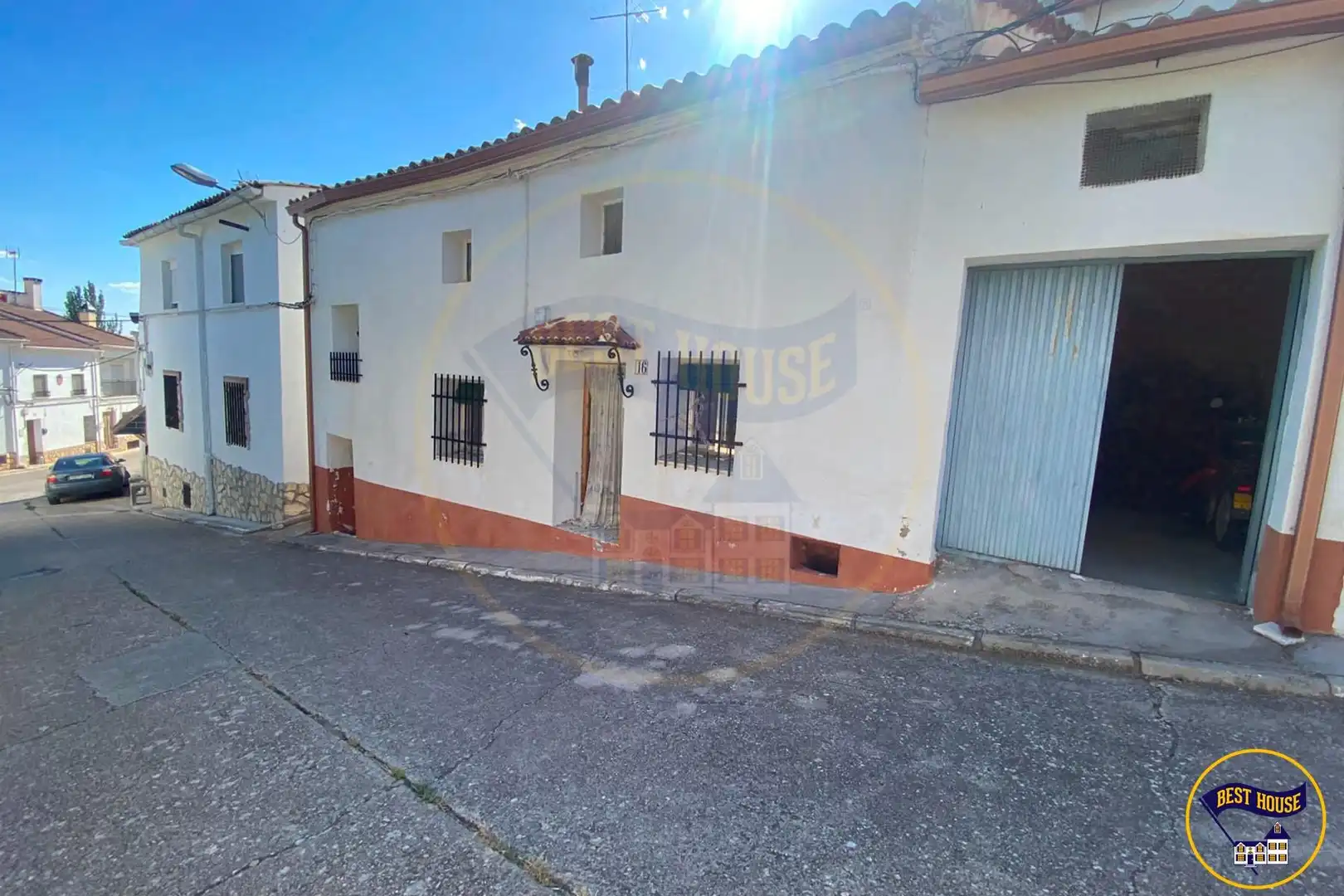 Außenansicht von Country house zum Verkauf in Torrejoncillo del Rey mit Terrasse, Abstellraum und Möbliert