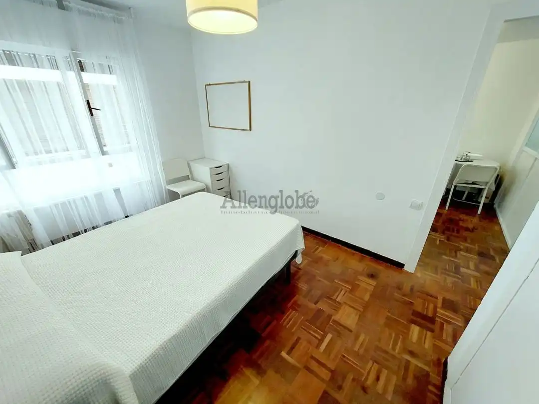 Apartament de lloguer a Calle Martínez Marina, Fontán