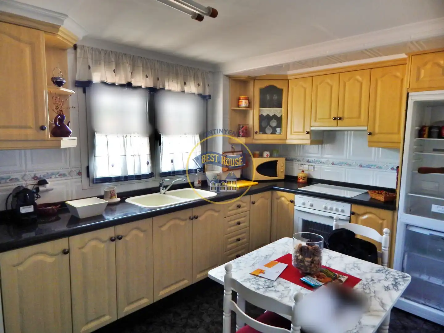 Küche von Wohnung zum Verkauf in Banyeres de Mariola mit Heizung, Abstellraum und Balkon