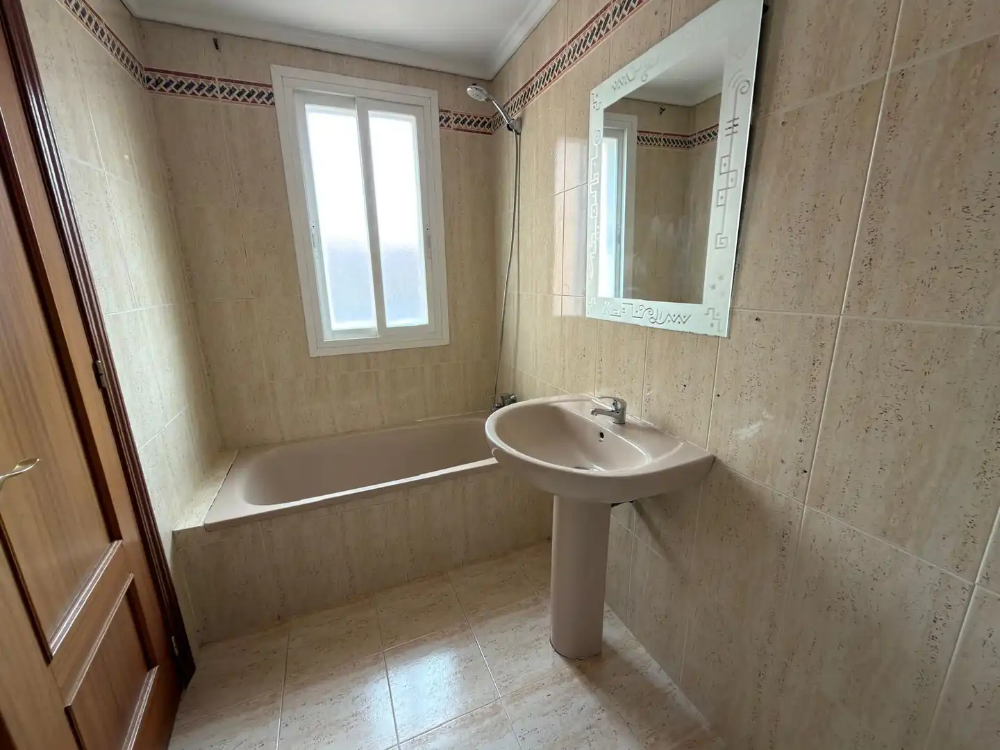 Baño de Casa o chalet en venta en Cuenca con Aire acondicionado, Calefacción y Terraza