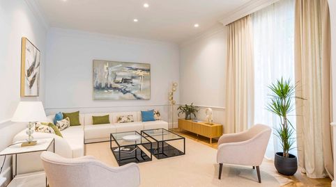 Foto 4 de Apartamento en venta en Almagro, Madrid Capital