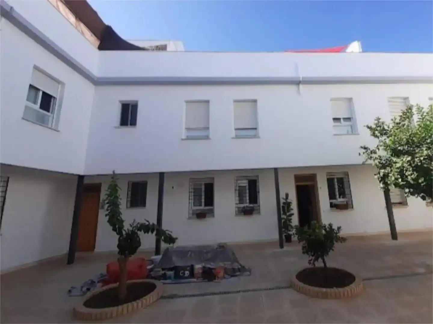Vista exterior de Casa adosada en venda en La Victoria amb Aire condicionat