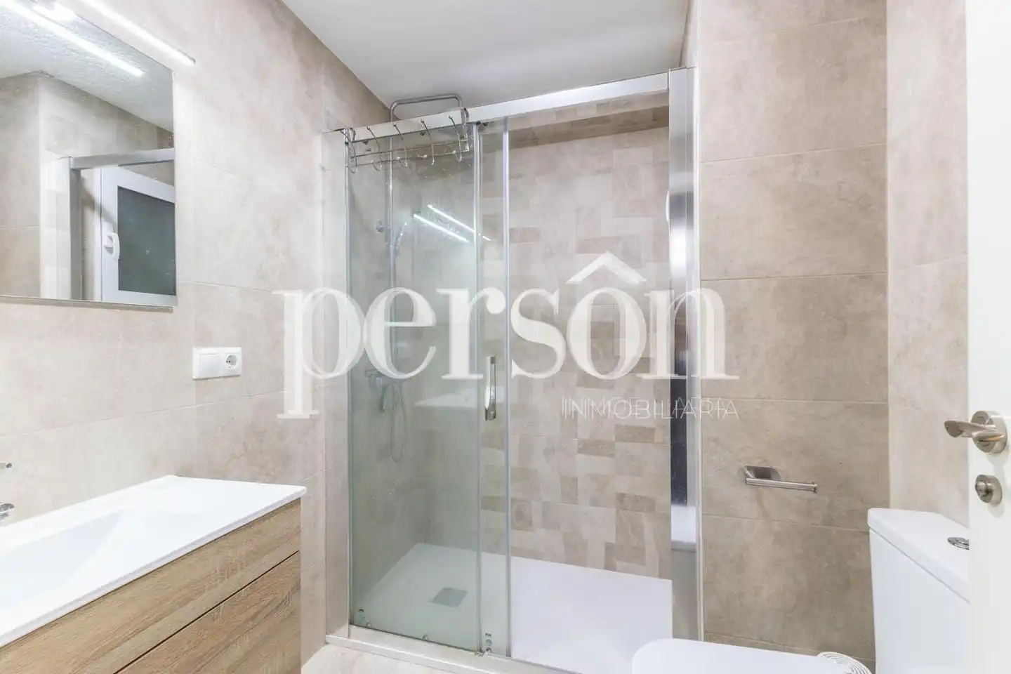 Badezimmer von Wohnung zur Miete in Silla mit Klimaanlage, Heizung und Möbliert