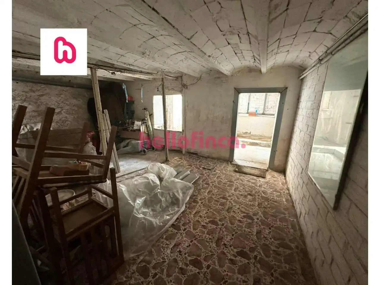 Flat for sale in Barcelona  with Heating, Balcony and Alarm