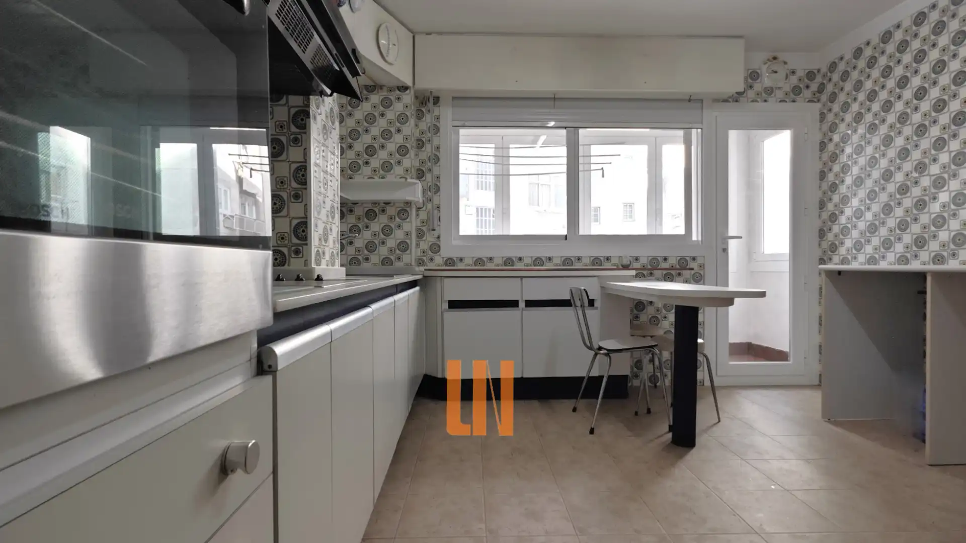 Kitchen of Flat for sale in A Coruña Capital   with Heating, Balcony and Internet