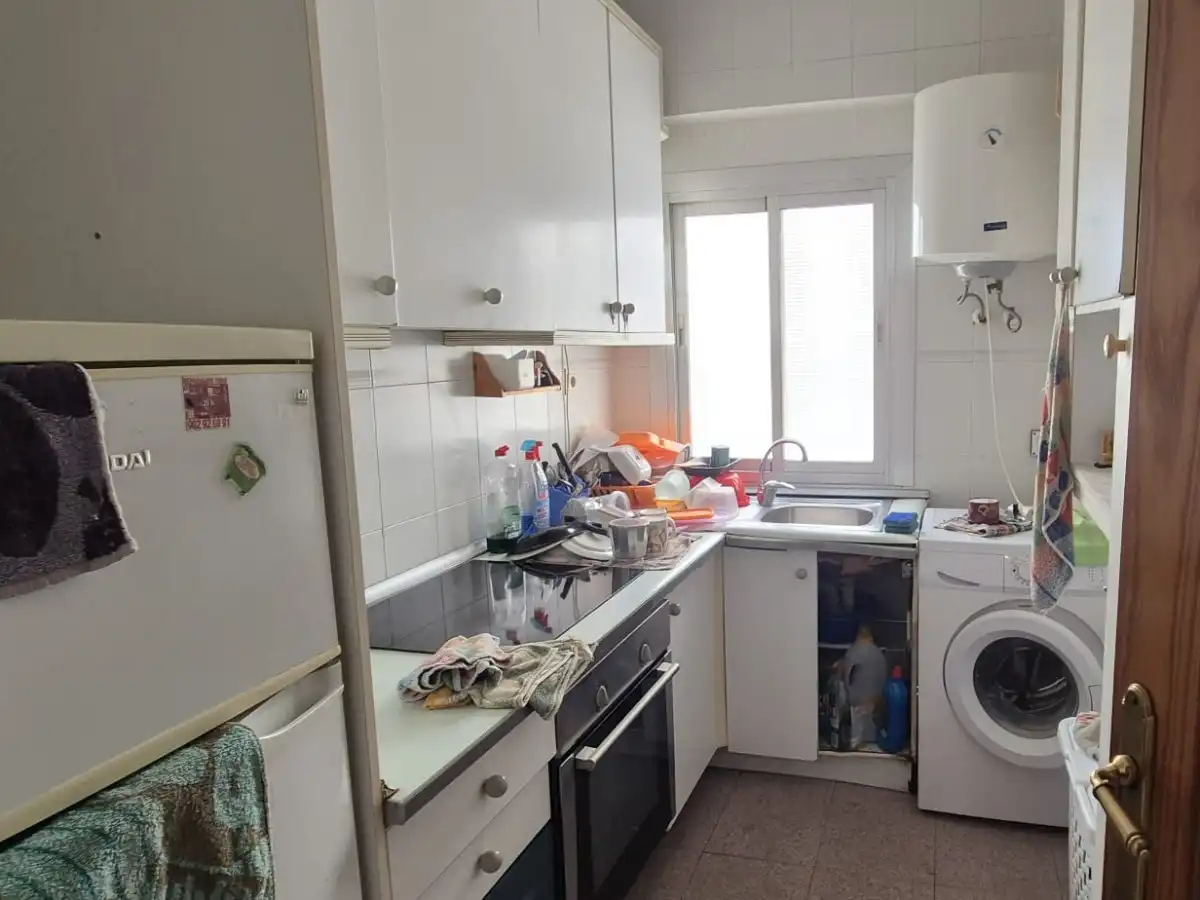 Küche von Wohnung zum Verkauf in Almería mit Balkon