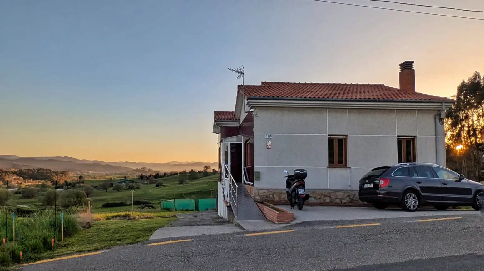Exterior view of Houses for sale in Miengo  with Private garden and Storage room