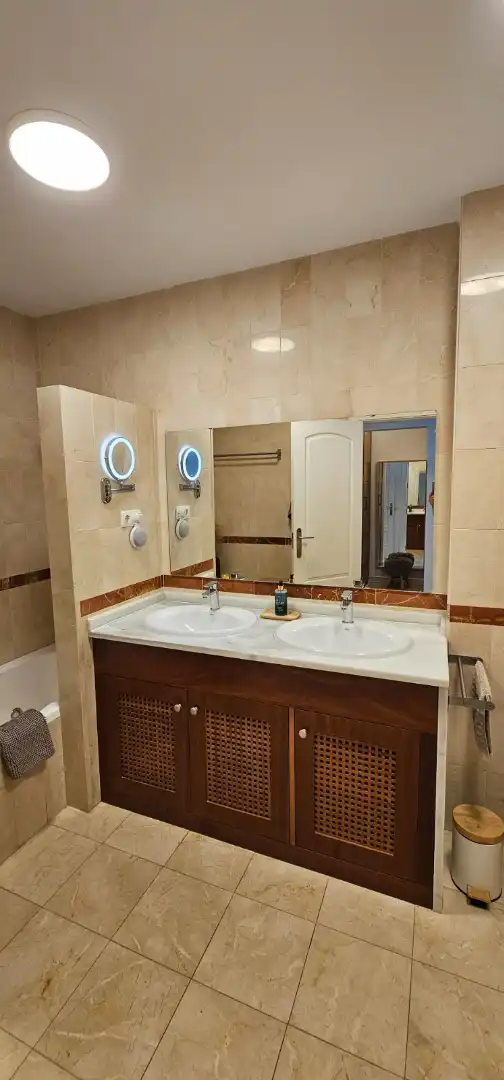 Baño de Casa adosada de alquiler en Alhaurín de la Torre con Aire acondicionado, Jardín privado y Terraza
