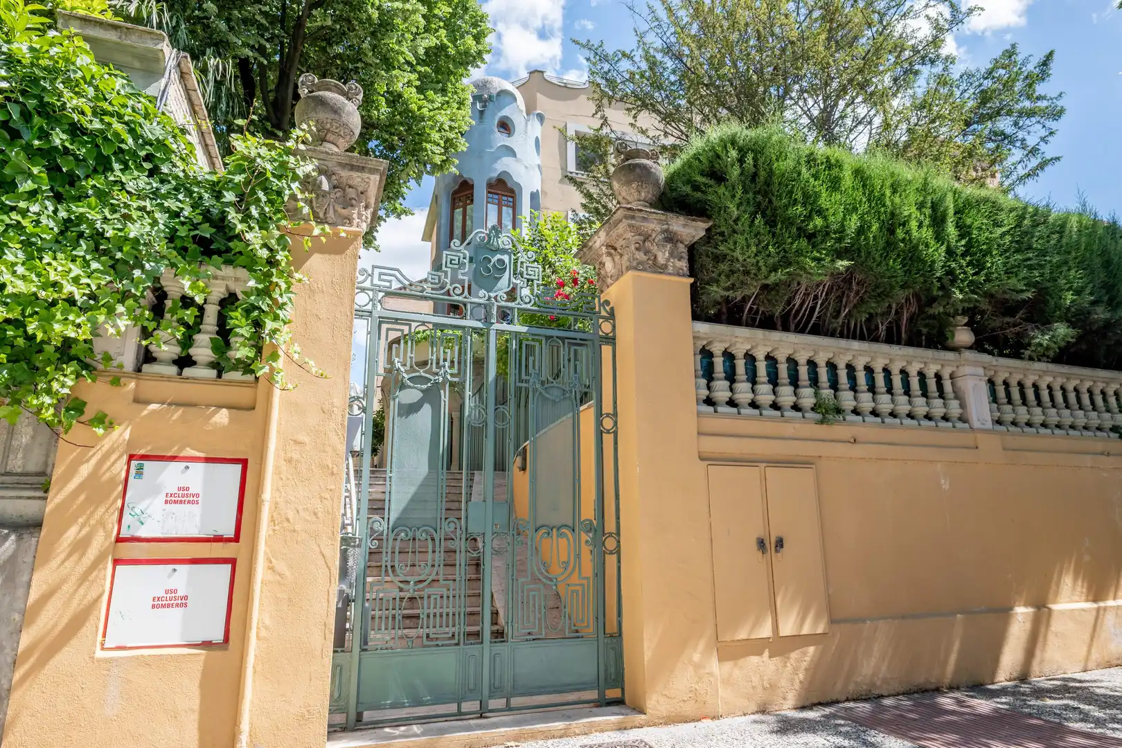 Vista exterior de Dúplex en venta en Zaragoza con Aire acondicionado, Calefacción y Jardín privado