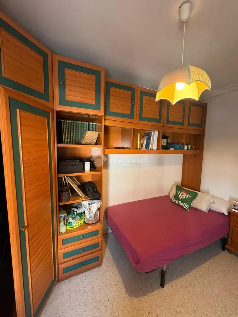 Habitación de Piso en venta en La Rinconada con Aire acondicionado