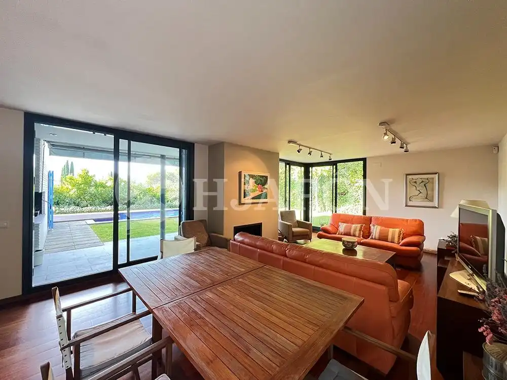 Detached homes for sale in Vallromanes, Barcelona
