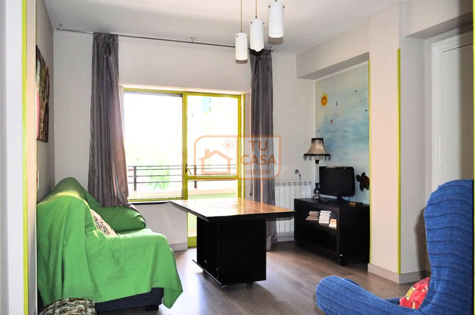 Wohnzimmer von Wohnung zur Miete in Cáceres mit Heizung, Parkett und Terrasse