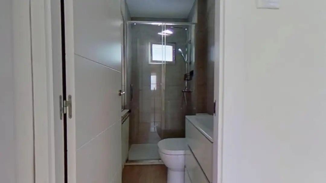 Baño de Piso de alquiler en Madrid