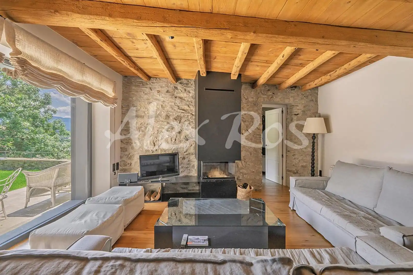 Living room of Houses for sale in Ger  with Heating and Storage room
