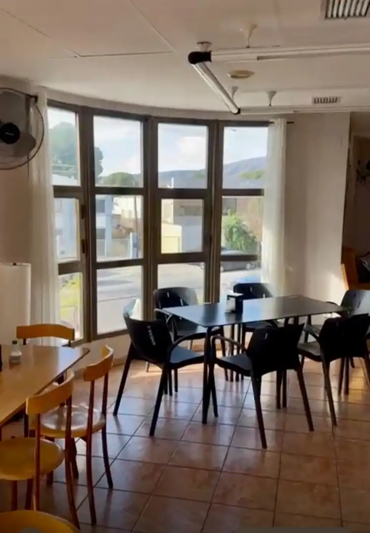 Comedor de Edificio en venta en Elda