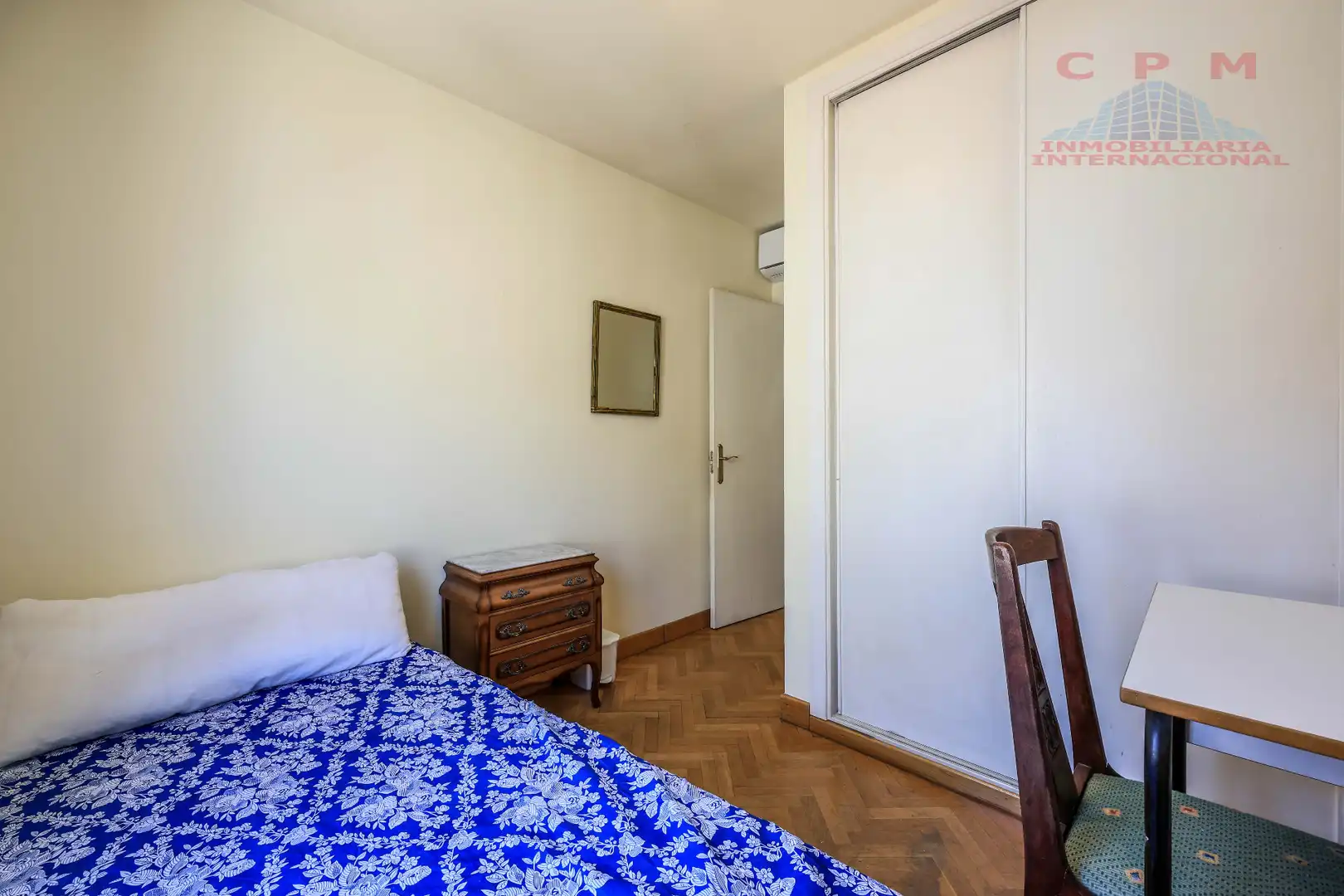 Dormitori de Pis de lloguer en Madrid amb Aire condicionat, Calefacció i Parquet