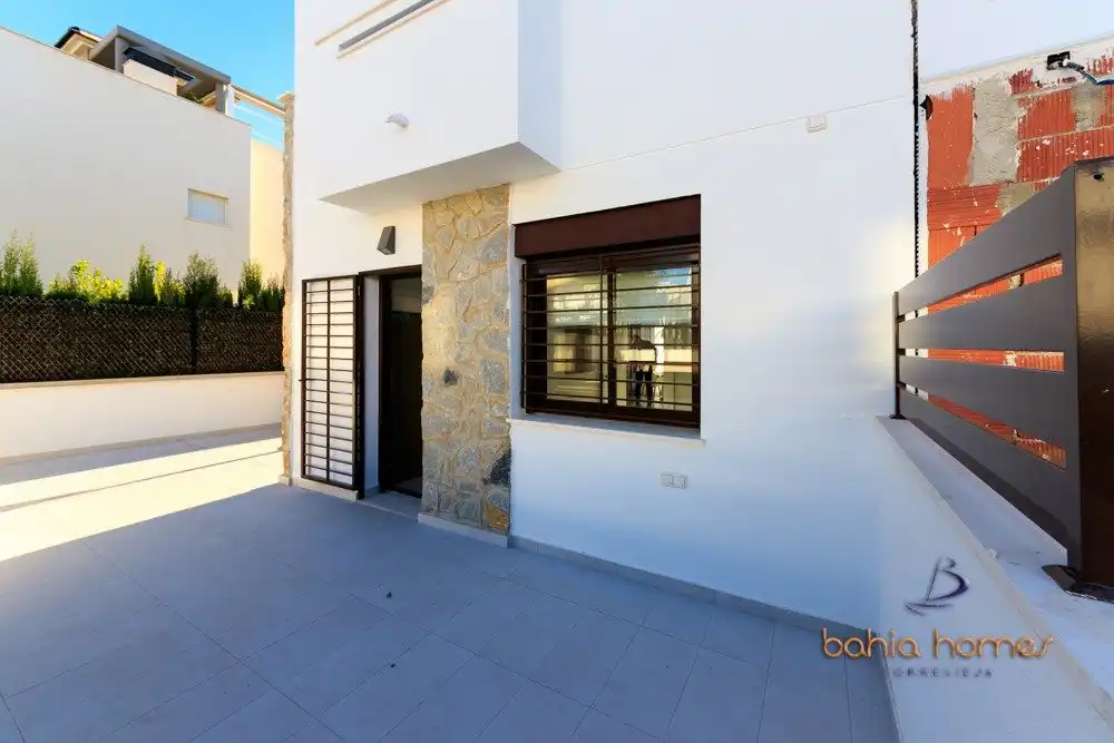 Reihenhaus mit Terrasse zum Verkauf in Pilar de la Horadada ciudad, imagen 90