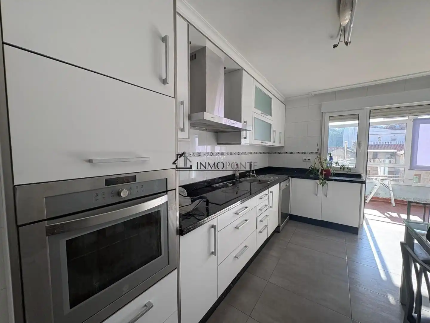 Kitchen of Flat for sale in Marín  with Heating, Terrace and Storage room