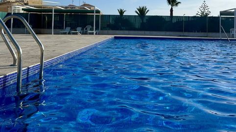 Foto 2 de Casa adosada en venta en Zona Carrefour - Urbanizaciones, Torrevieja