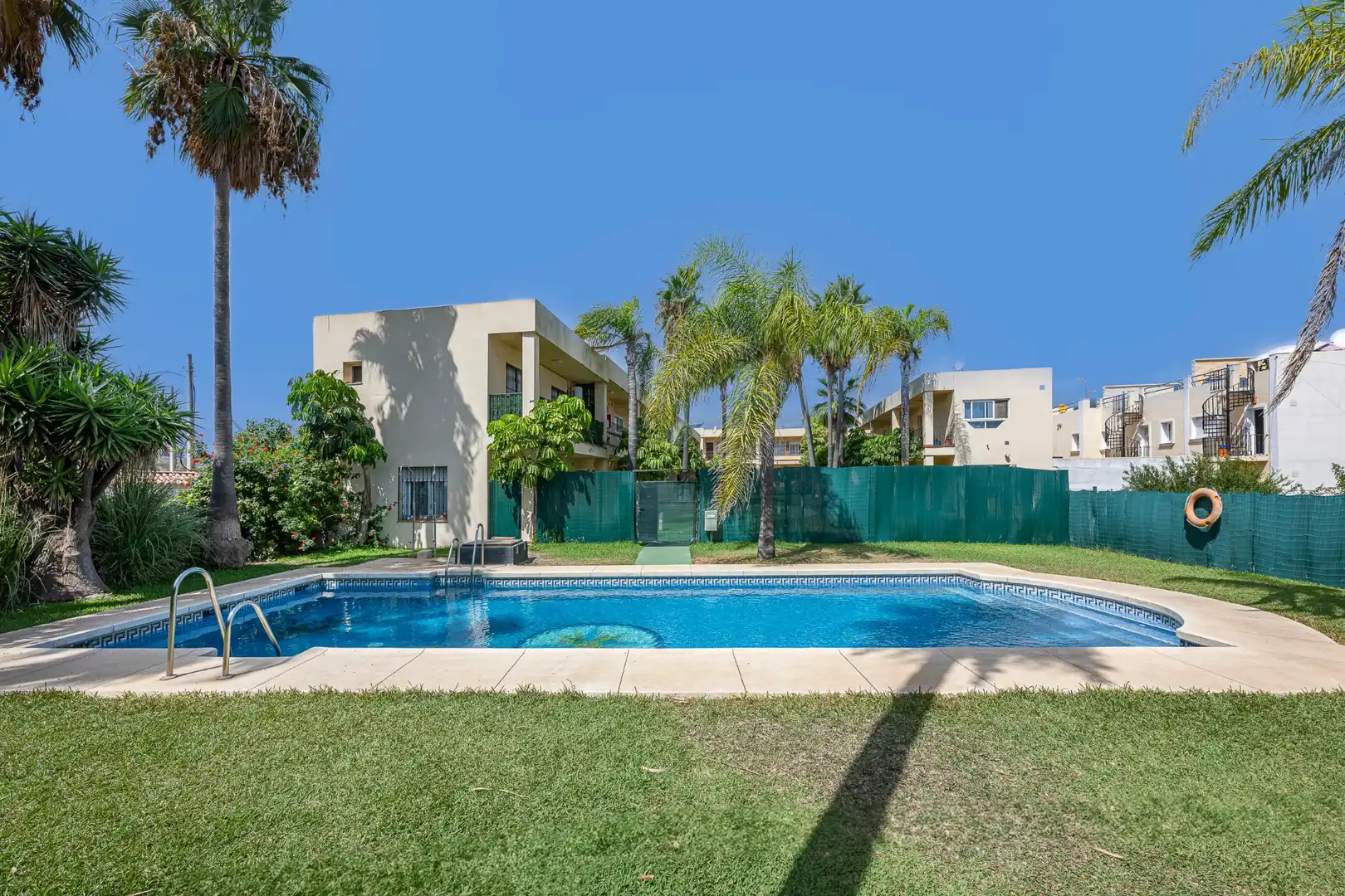 Swimming pool of Apartments for sale in Selwo