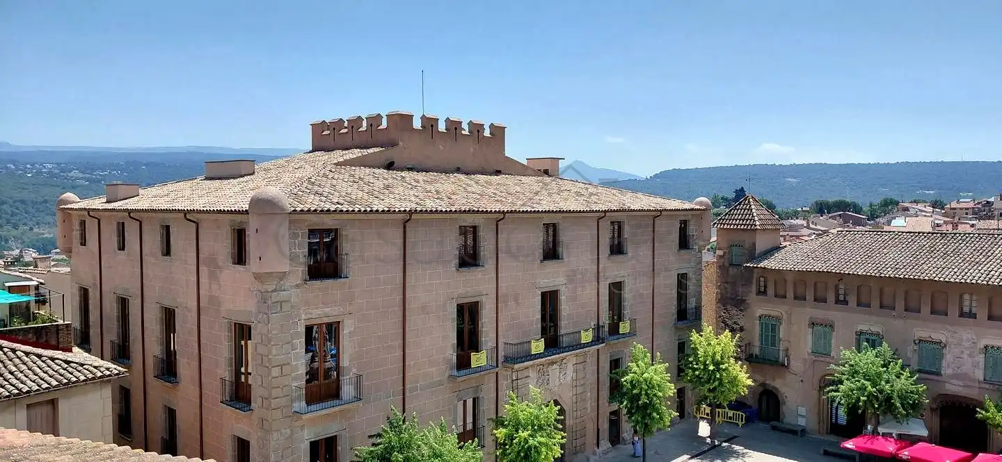 Vista exterior de Piso en venta en Centelles con Calefacción, Terraza y Balcón