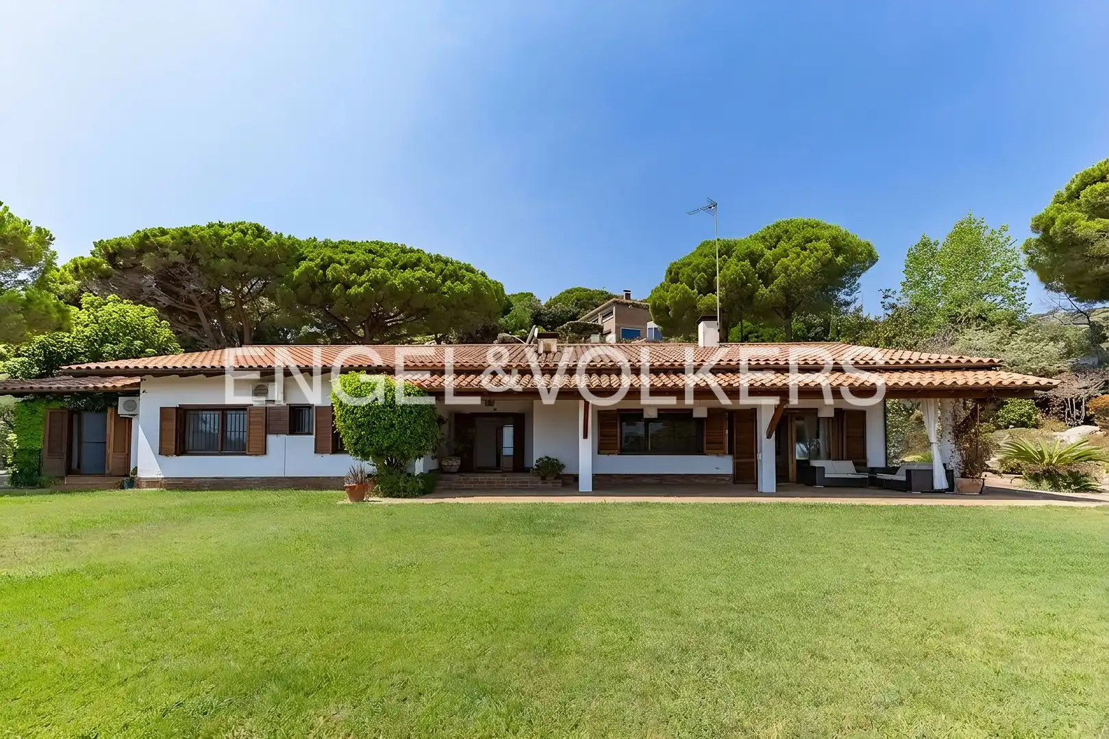Casa con piscina in vendita a Carrer de la Cisa
