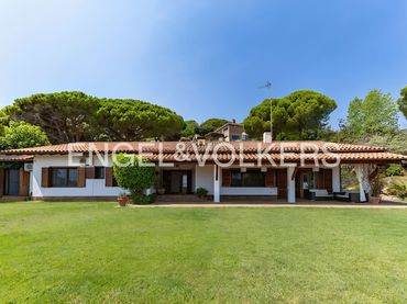 Maison avec piscine à vendre à Carrer de la Cisa