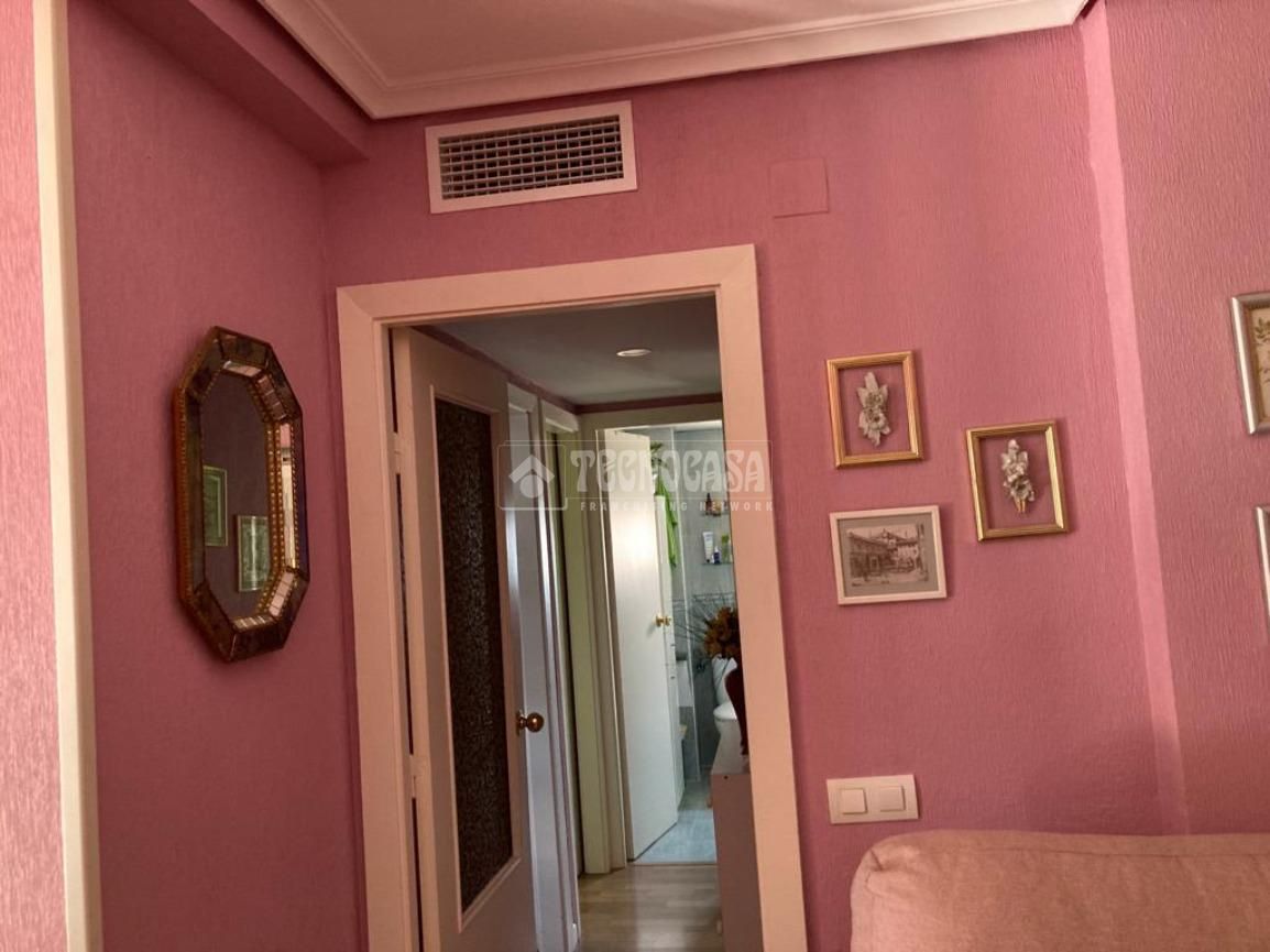 Habitación de Piso en venta en  Córdoba Capital con Aire acondicionado, Terraza y Amueblado