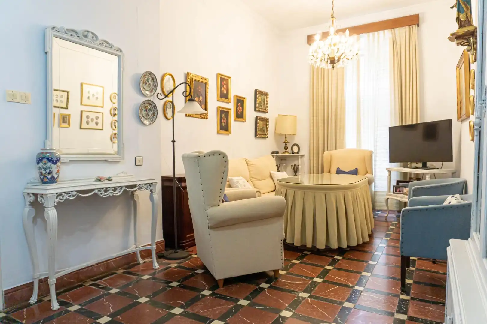 Sala d'estar de Casa o xalet en venda en Montellano amb Aire condicionat, Jardí privat i Terrassa