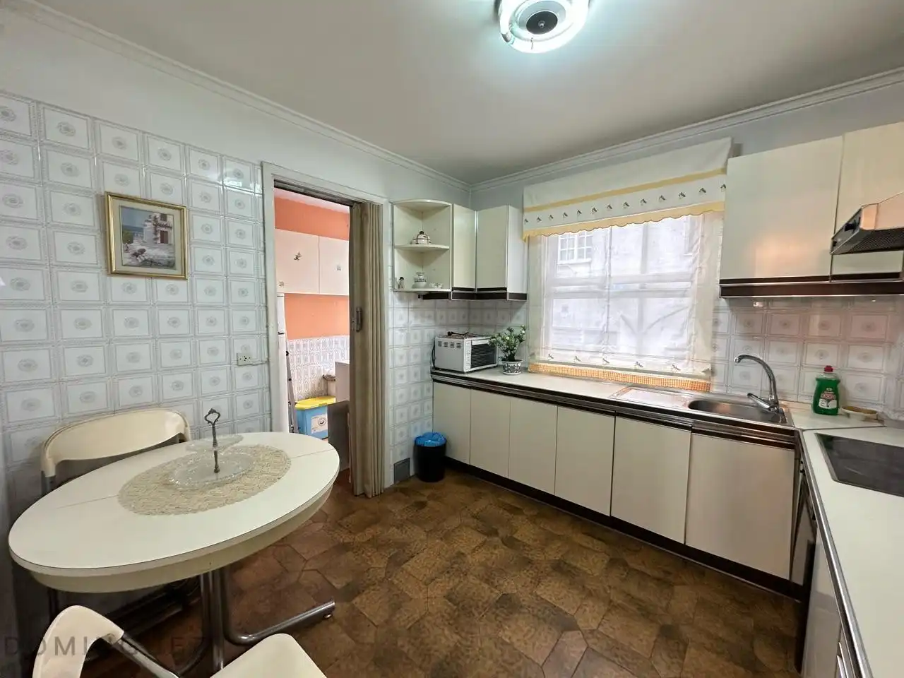 Cuina de Apartament de lloguer en Vigo  amb Calefacció i Moblat