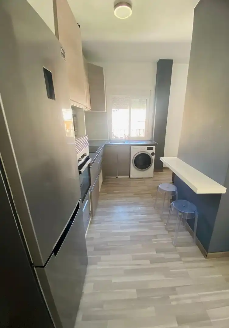 Kitchen of Flat for sale in Valencia  with Air Conditioner, Heating and Parquet flooring