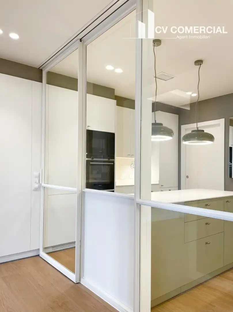 Kitchen of Flat for sale in Barcelona  with Air Conditioner, Heating and Parquet flooring