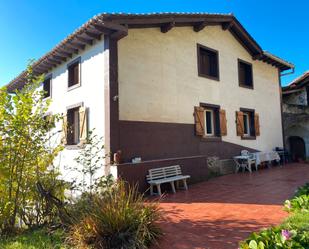 Exterior view of House or chalet for sale in Soraluze / Plasencia de las Armas  with Balcony