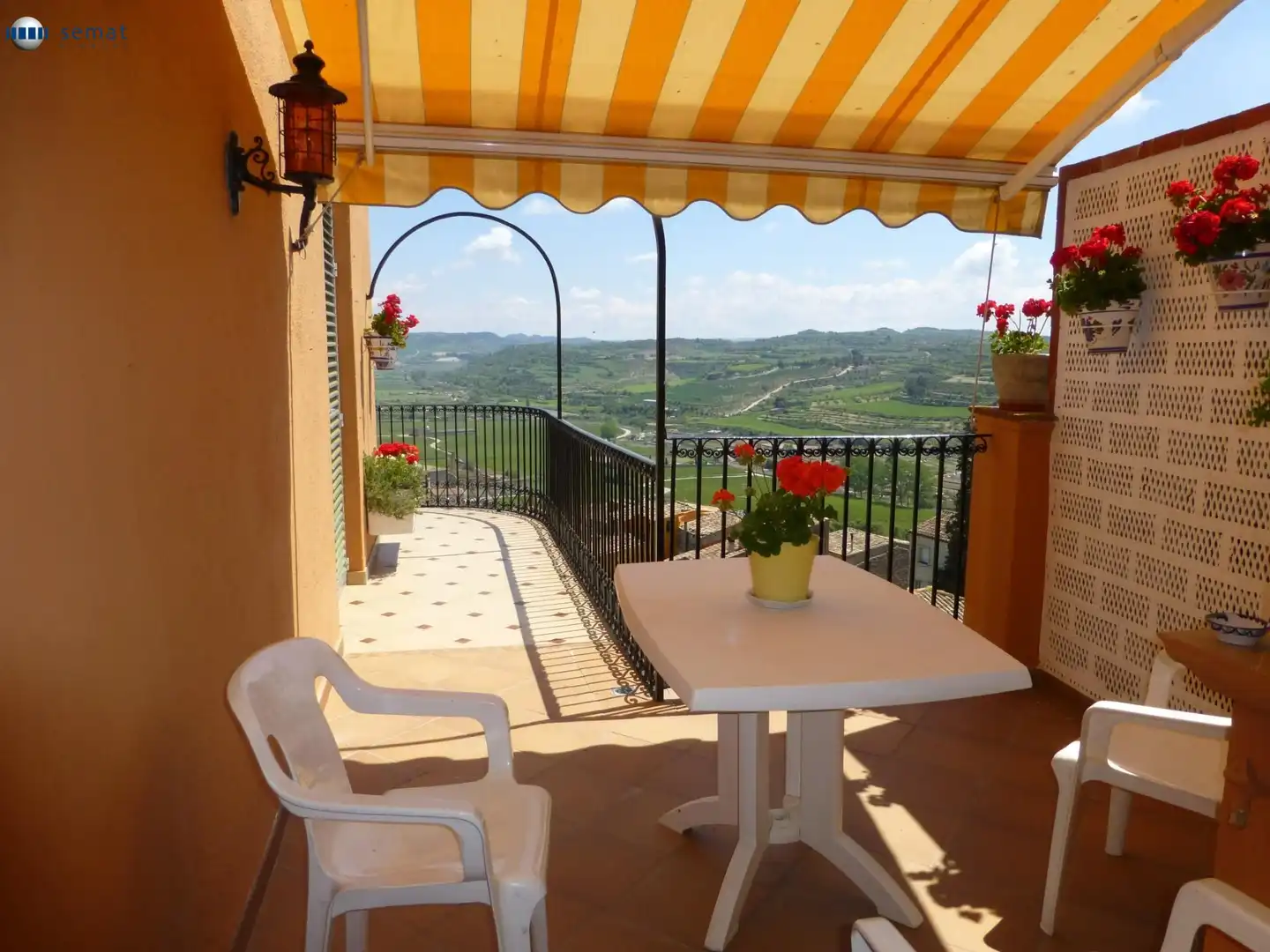 Casa amb terrassa en venda a Cervera, imagen 2