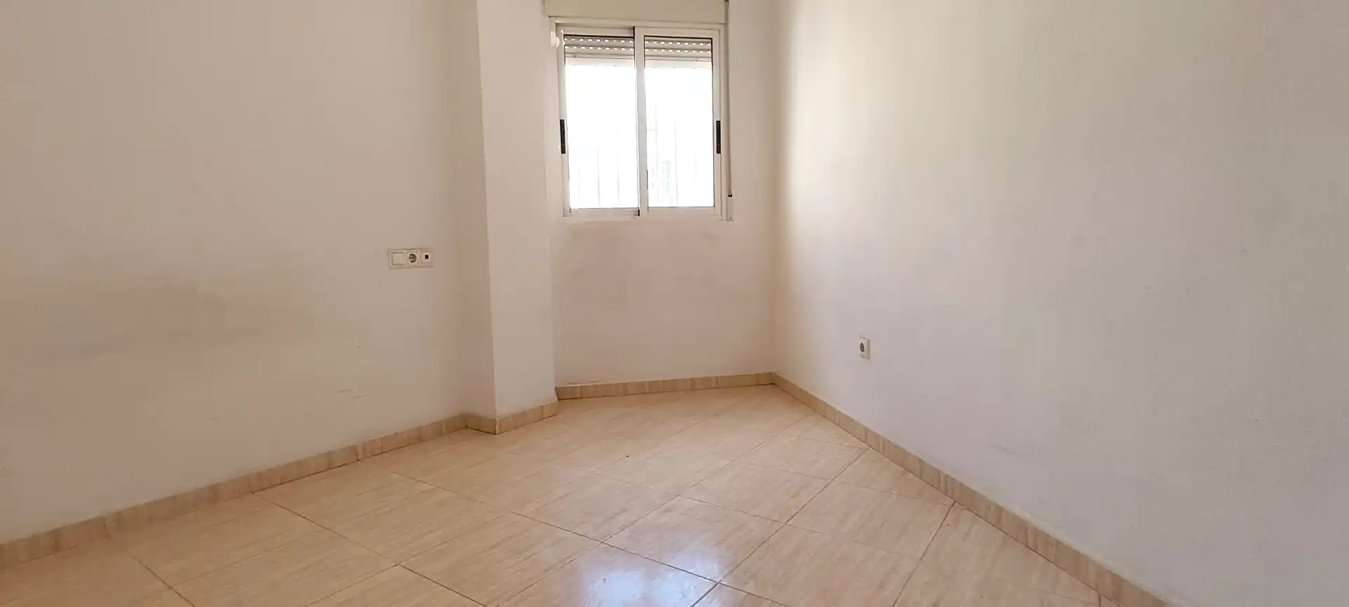 Bedroom of Ground floor for sale in Alicante / Alacant  with Terrace and Community pool