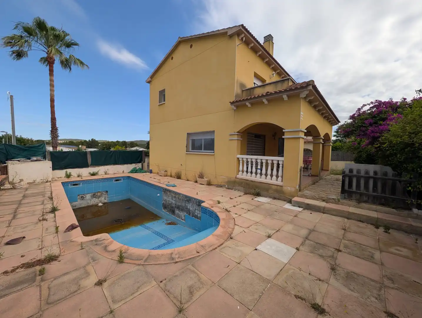 Haus mit Pool zum Verkauf in Carrer Joan Gris 10