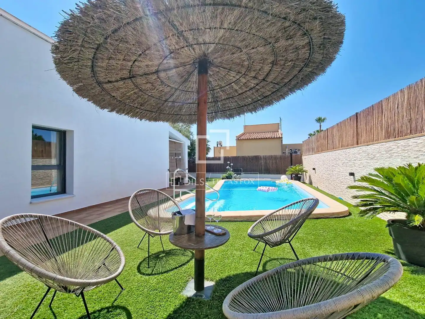 Piscina de Casa o xalet en venda en Calafell amb Aire condicionat, Calefacció i Jardí privat