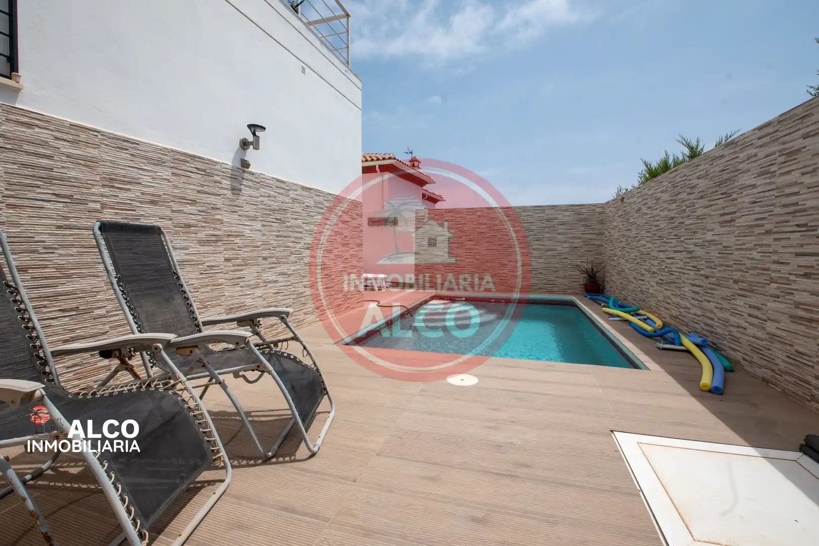 Piscina de Casa o xalet en venda en Torrox amb Terrassa i Piscina