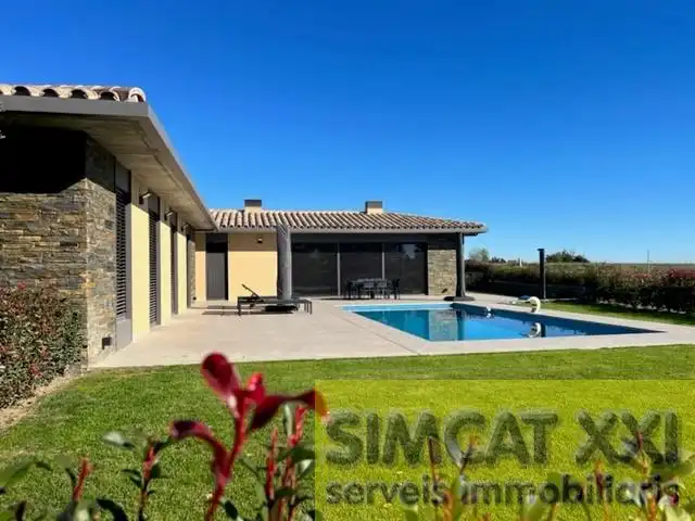 Piscina de Casa o chalet en venta en Ordis con Aire acondicionado, Calefacción y Terraza