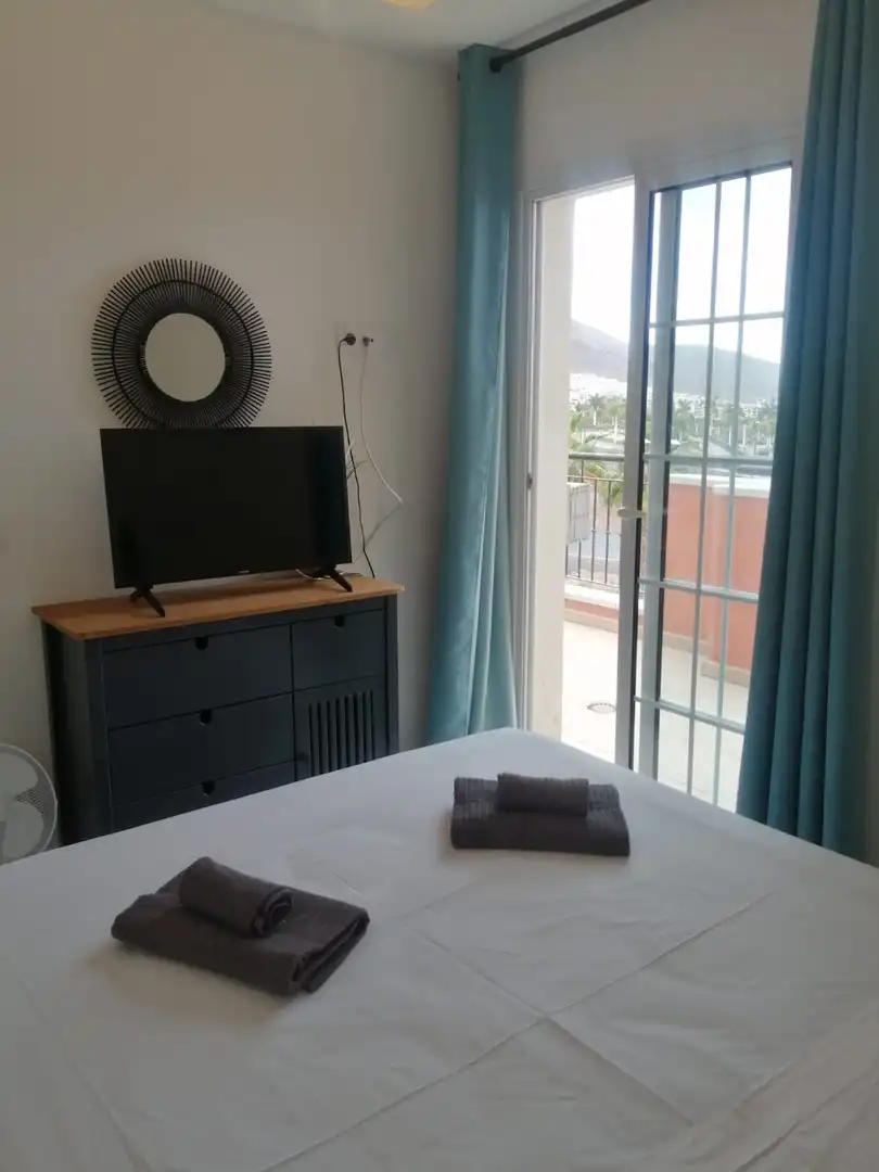 Schlafzimmer von Maisonette zum Verkauf in Arona mit Terrasse, Schwimmbad und Möbliert