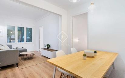Exterior view of Flat for sale in  Barcelona Capital  with Air Conditioner, Heating and Parquet flooring