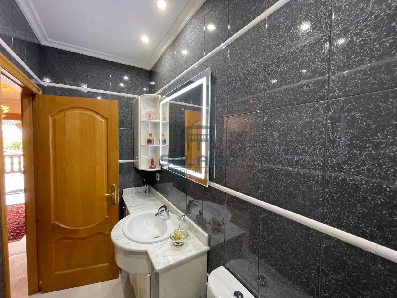 Bathroom of Houses for sale in Ourense Capital   with Heating, Private garden and Terrace