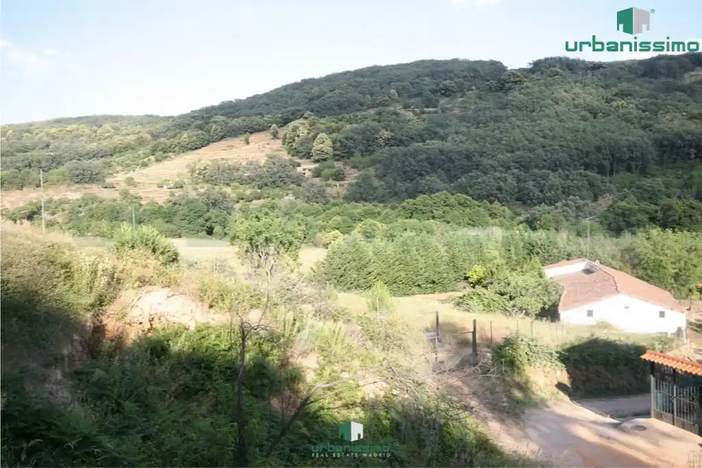 Country homes for sale in Aldeanueva de la Vera  with Private garden and Swimming Pool