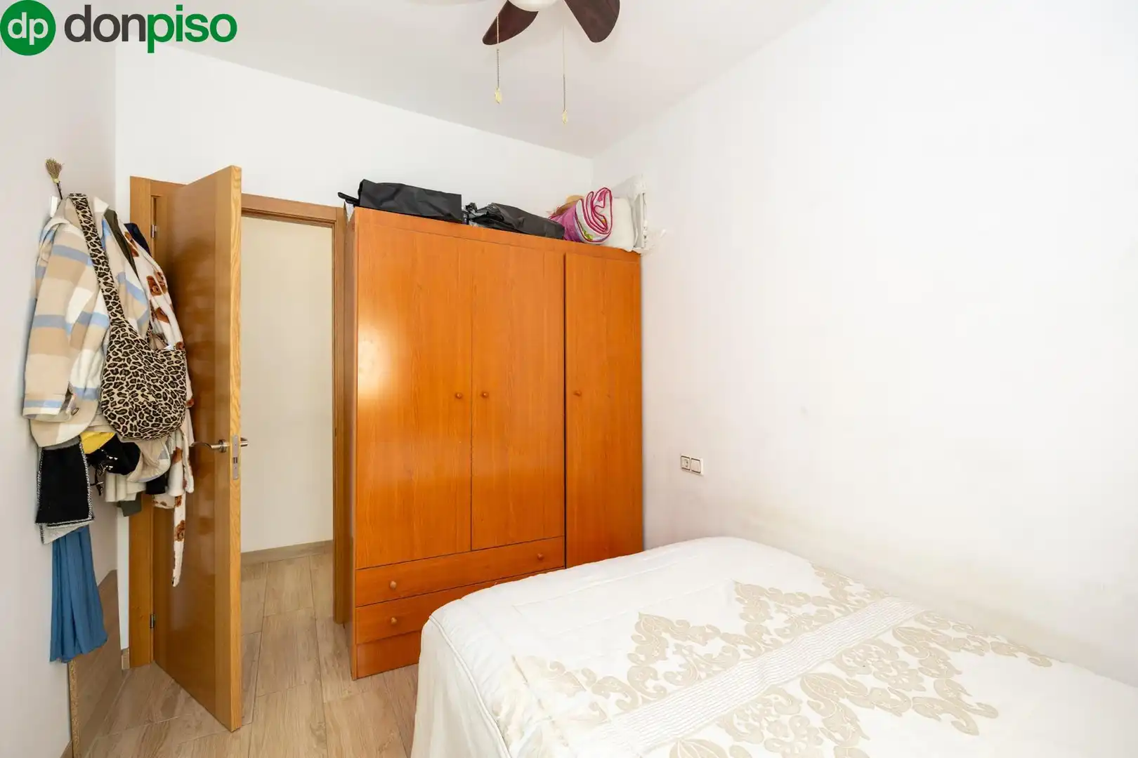 Habitación de Piso en venta en Granada
